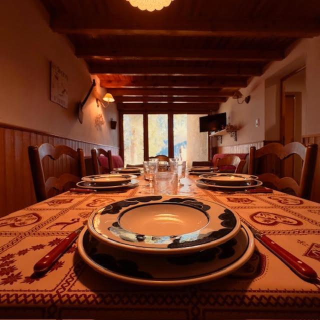 Le Nid Roudela Villa Garin Екстериор снимка